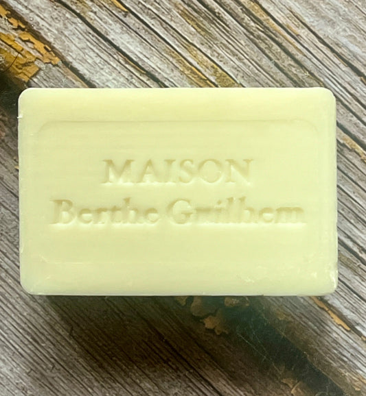 MAISON BERTHE GUILHEM Sweet Almond Oil | Organic Alpine Goat's Milk | 100g French Soaps UK