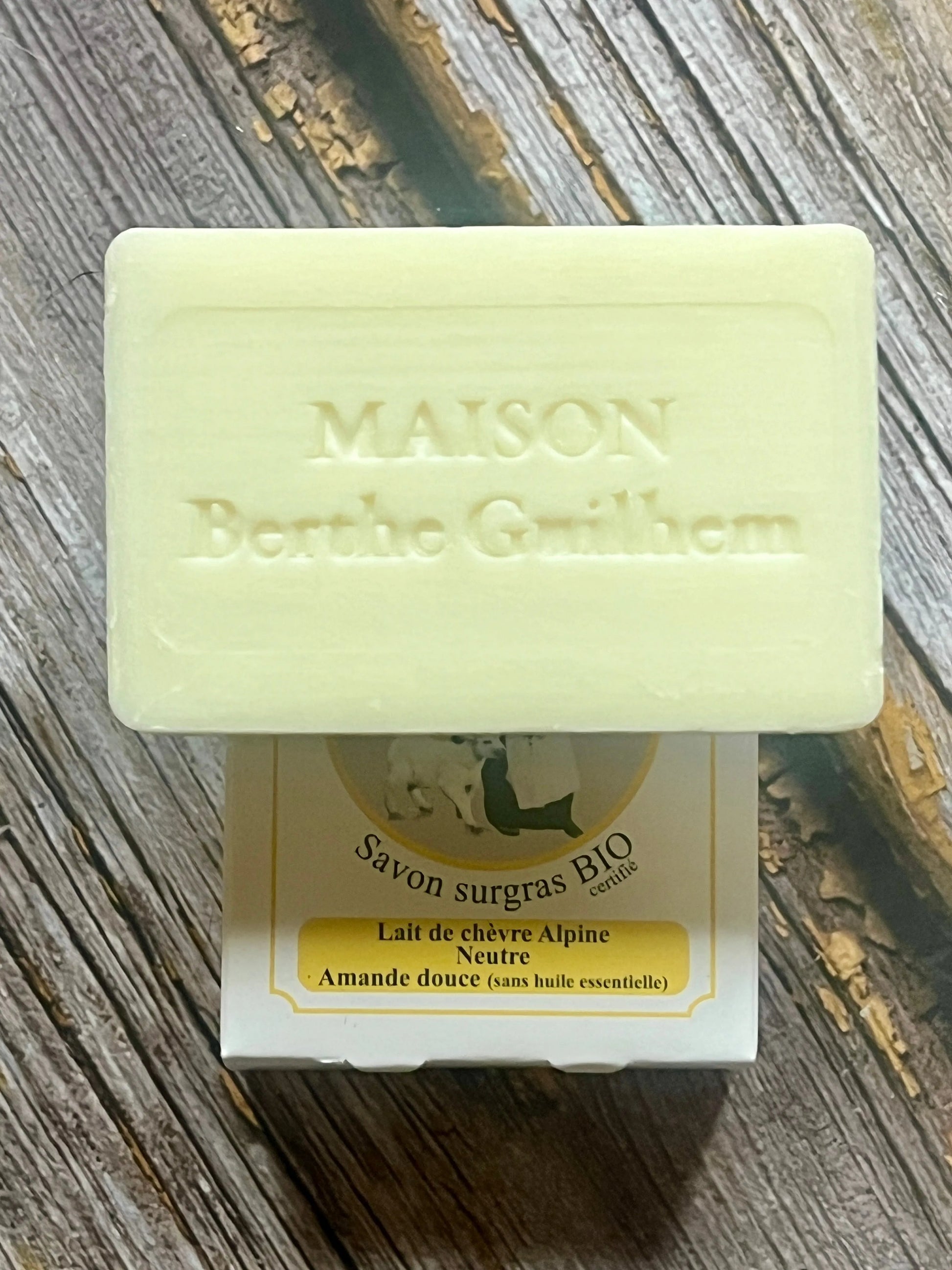 MAISON BERTHE GUILHEM Sweet Almond Oil | Organic Alpine Goat's Milk | 100g French Soaps UK