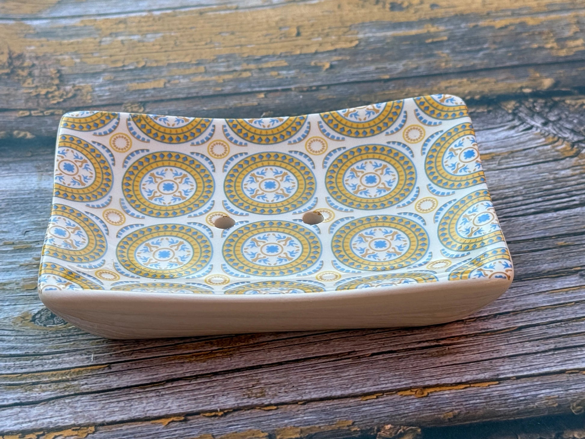 Bastide & Olivier Yellow & Blue Mosaic Ceramic Soap Dish French Soaps UK